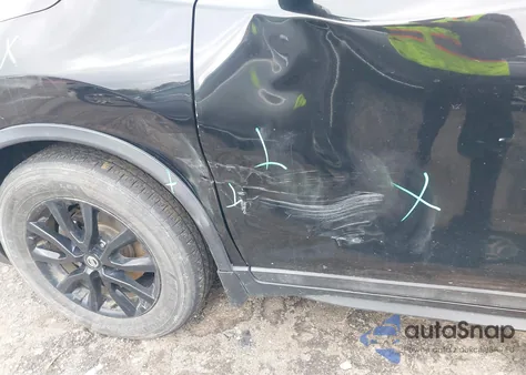 2017 Nissan Rogue Sv z USA, uszkodzony, nr VIN 5N1AT2MT2HC807203